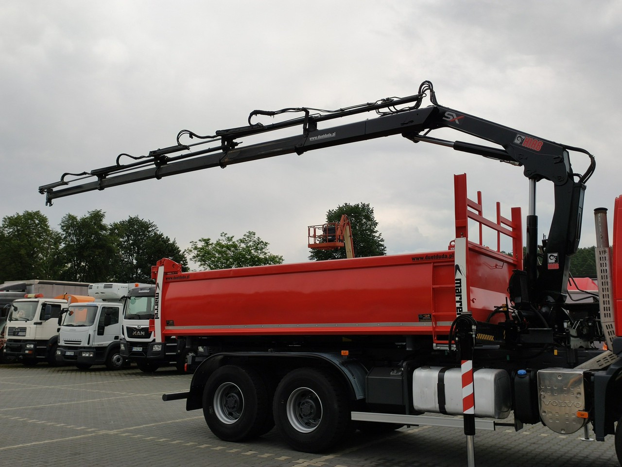 Volvo FMX 410 6x4 13L HDS Radiowy Hydroburta - Kipper, Autokran: das Bild 5 Volvo FMX 410 6x4 13L HDS Radiowy Hydroburta - Kipper, Autokran: das Bild 5
