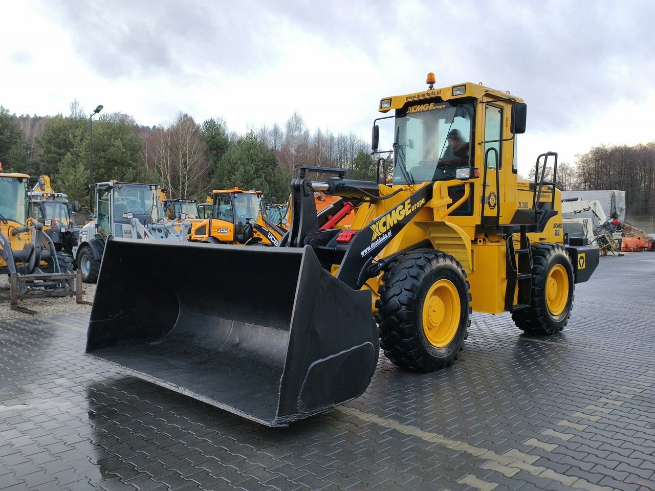 XCMG ZL 30G Centralne smarowanie Klimatyzacja 10T Super Stan !!! - Radlader: das Bild 5 XCMG ZL 30G Centralne smarowanie Klimatyzacja 10T Super Stan !!! - Radlader: das Bild 5