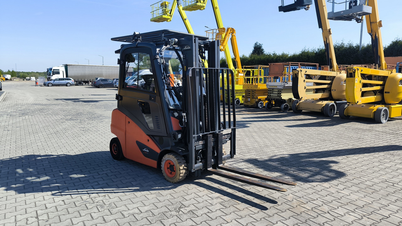 LINDE H 16 T - 01 - Treibgasstapler: das Bild 3 LINDE H 16 T - 01 - Treibgasstapler: das Bild 3