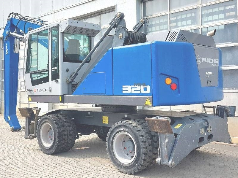 Fuchs MHL 320 F - Umschlagbagger: das Bild 3 Fuchs MHL 320 F - Umschlagbagger: das Bild 3