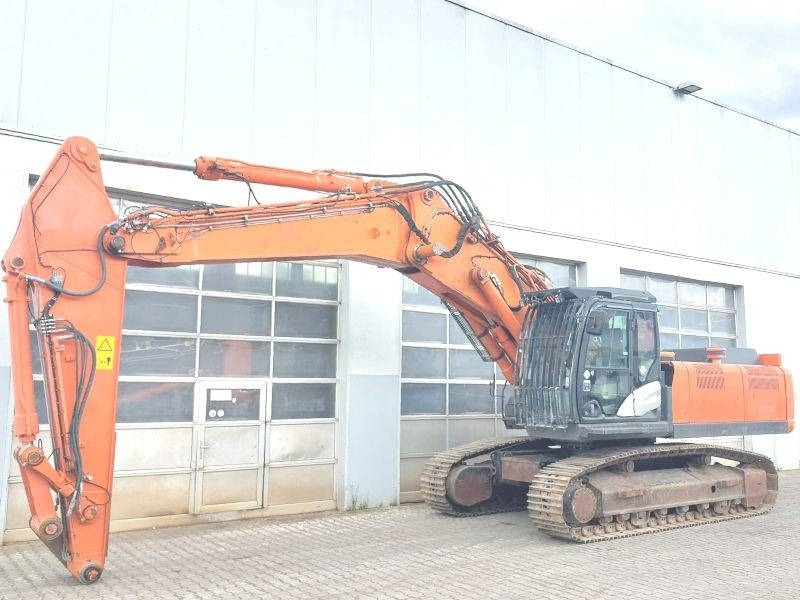 Hitachi KTEG KMC350-5 - Abrissbagger: das Bild 2 Hitachi KTEG KMC350-5 - Abrissbagger: das Bild 2
