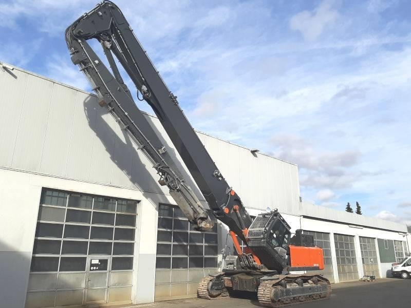 Hitachi KTEG KMC500 S-6 - Abrissbagger: das Bild 2 Hitachi KTEG KMC500 S-6 - Abrissbagger: das Bild 2