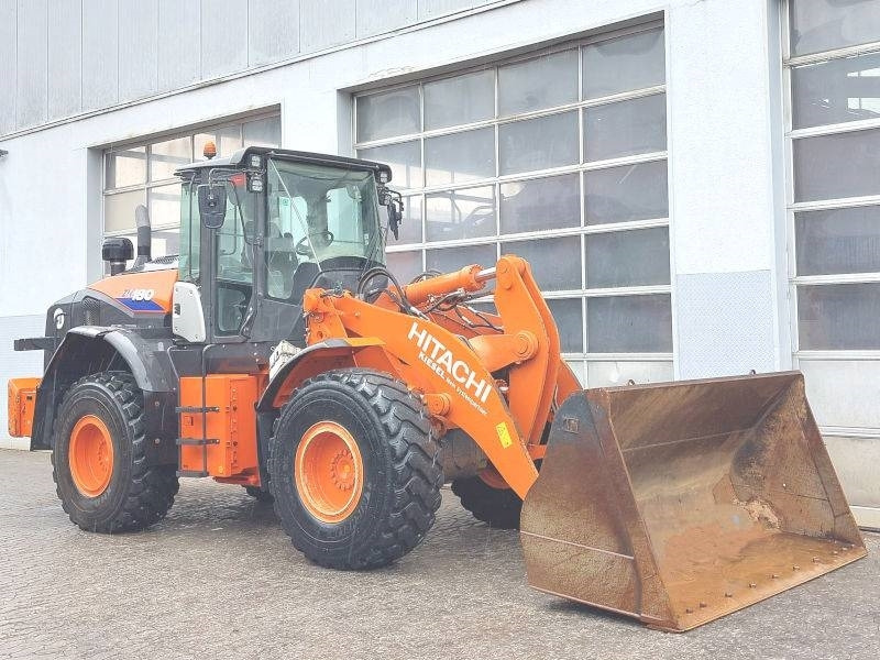 Hitachi ZW 180-6 - Radlader: das Bild 4 Hitachi ZW 180-6 - Radlader: das Bild 4