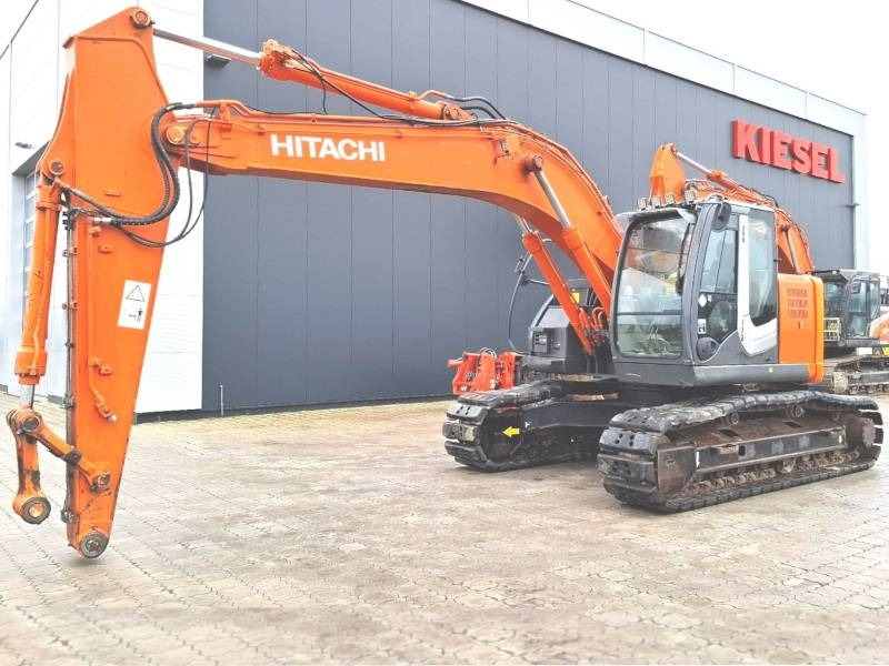 Hitachi ZX 225 USLC-3 - Kettenbagger: das Bild 2 Hitachi ZX 225 USLC-3 - Kettenbagger: das Bild 2