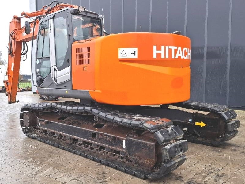 Hitachi ZX 225 USLC-3 - Kettenbagger: das Bild 3 Hitachi ZX 225 USLC-3 - Kettenbagger: das Bild 3