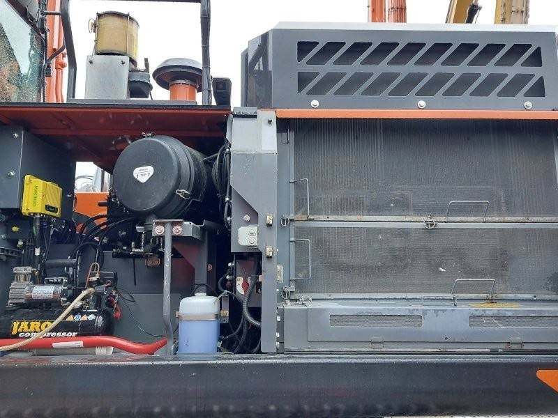 Bagger Hitachi ZX 350 LCN-7: das Bild 9