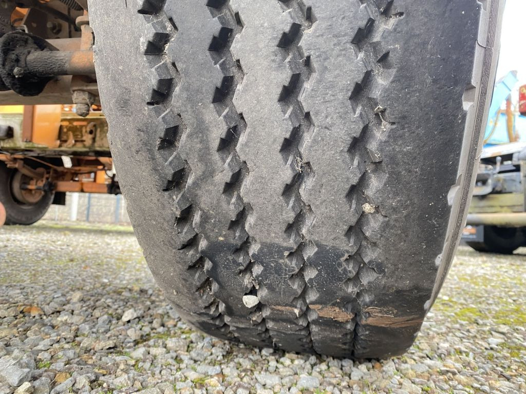 Eggers Ballastplattform| 40mm Zugöse*6x Zurrösen - Pritschenanhänger/ Plattformanhänger: das Bild 4 Eggers Ballastplattform| 40mm Zugöse*6x Zurrösen - Pritschenanhänger/ Plattformanhänger: das Bild 4