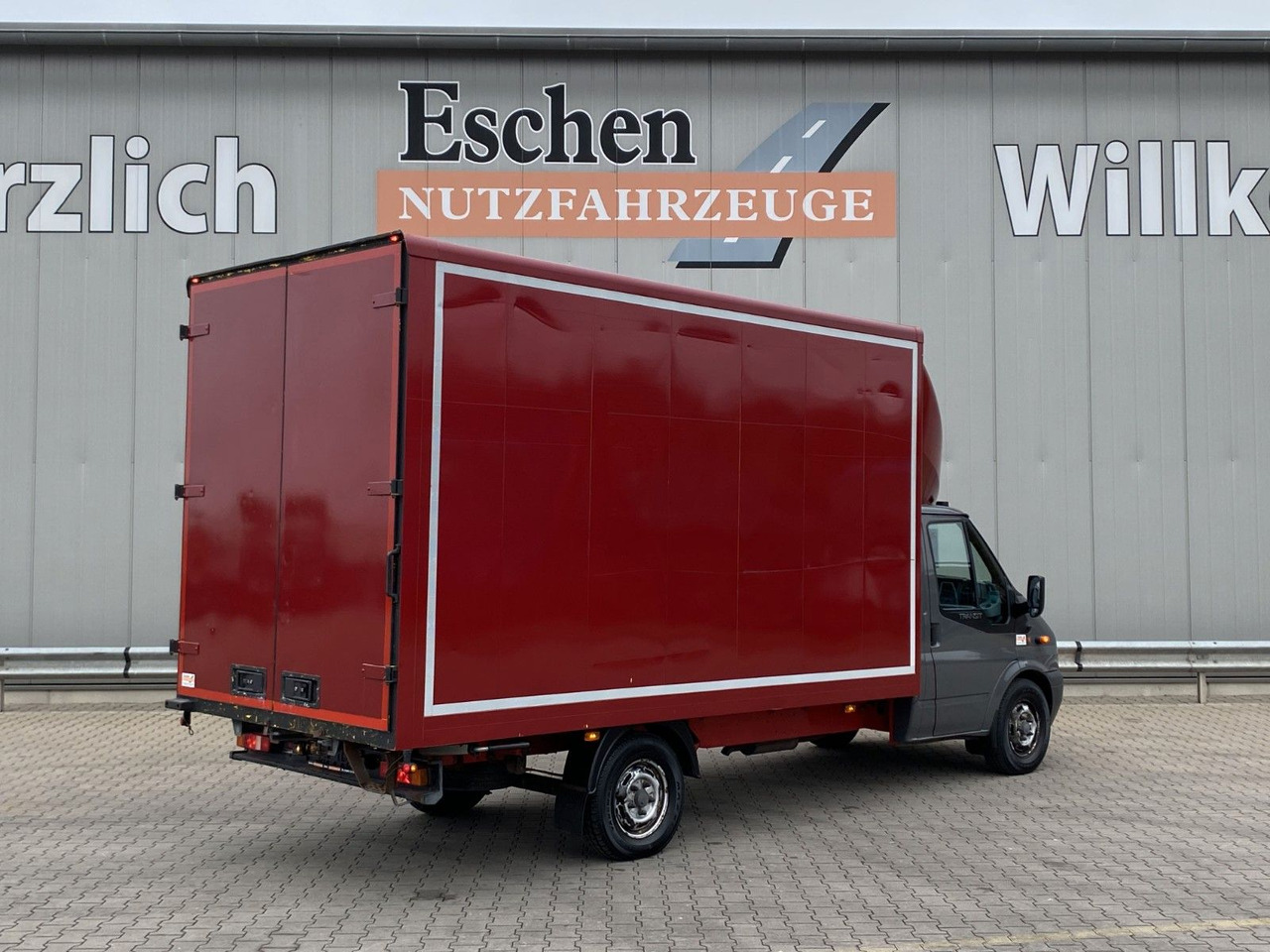 Ford Transit 140 T 350 Möbelkoffer| 3xSitze*ABS*ESP - Koffer Transporter: das Bild 5 Ford Transit 140 T 350 Möbelkoffer| 3xSitze*ABS*ESP - Koffer Transporter: das Bild 5