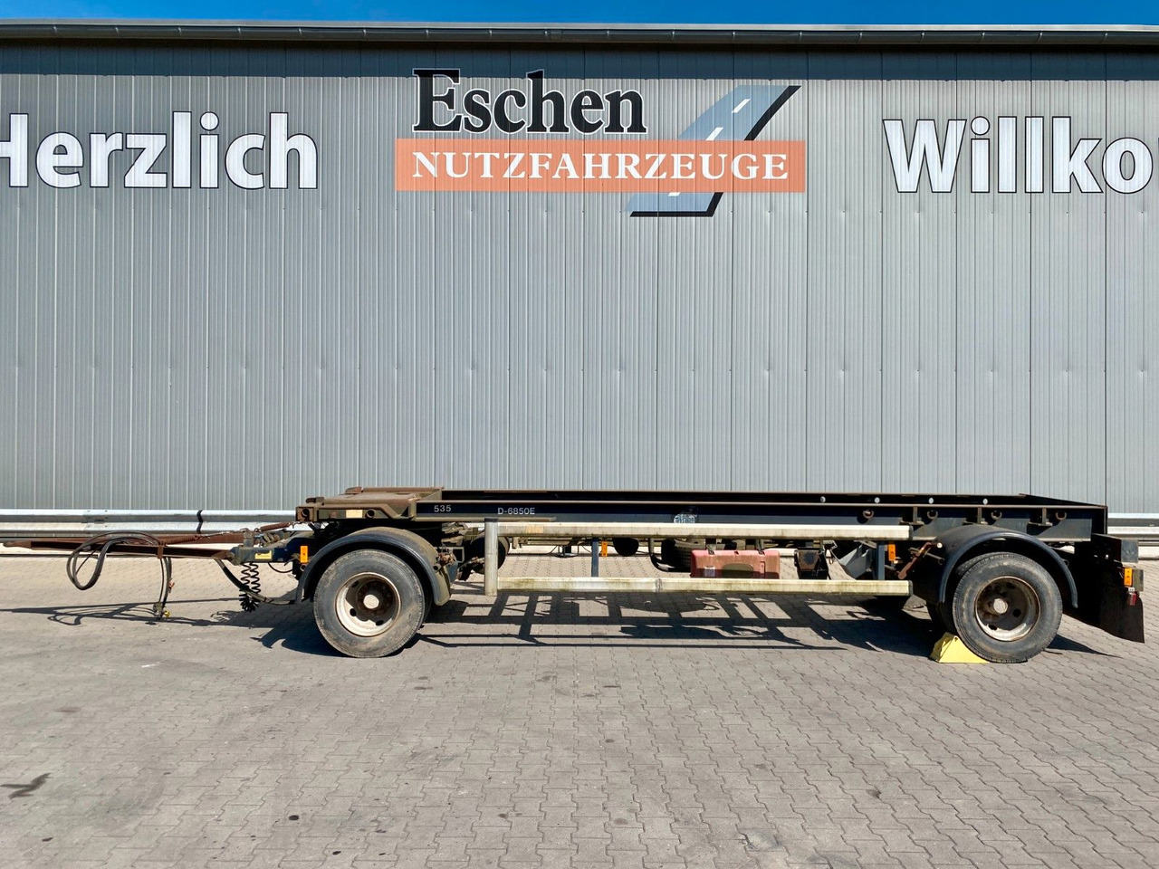 Hüffermann HSA 18.65 | Reifenprofil: 75%*Blatt*50mm Zugauge - Abrollanhänger/ Absetzanhänger: das Bild 2 Hüffermann HSA 18.65 | Reifenprofil: 75%*Blatt*50mm Zugauge - Abrollanhänger/ Absetzanhänger: das Bild 2
