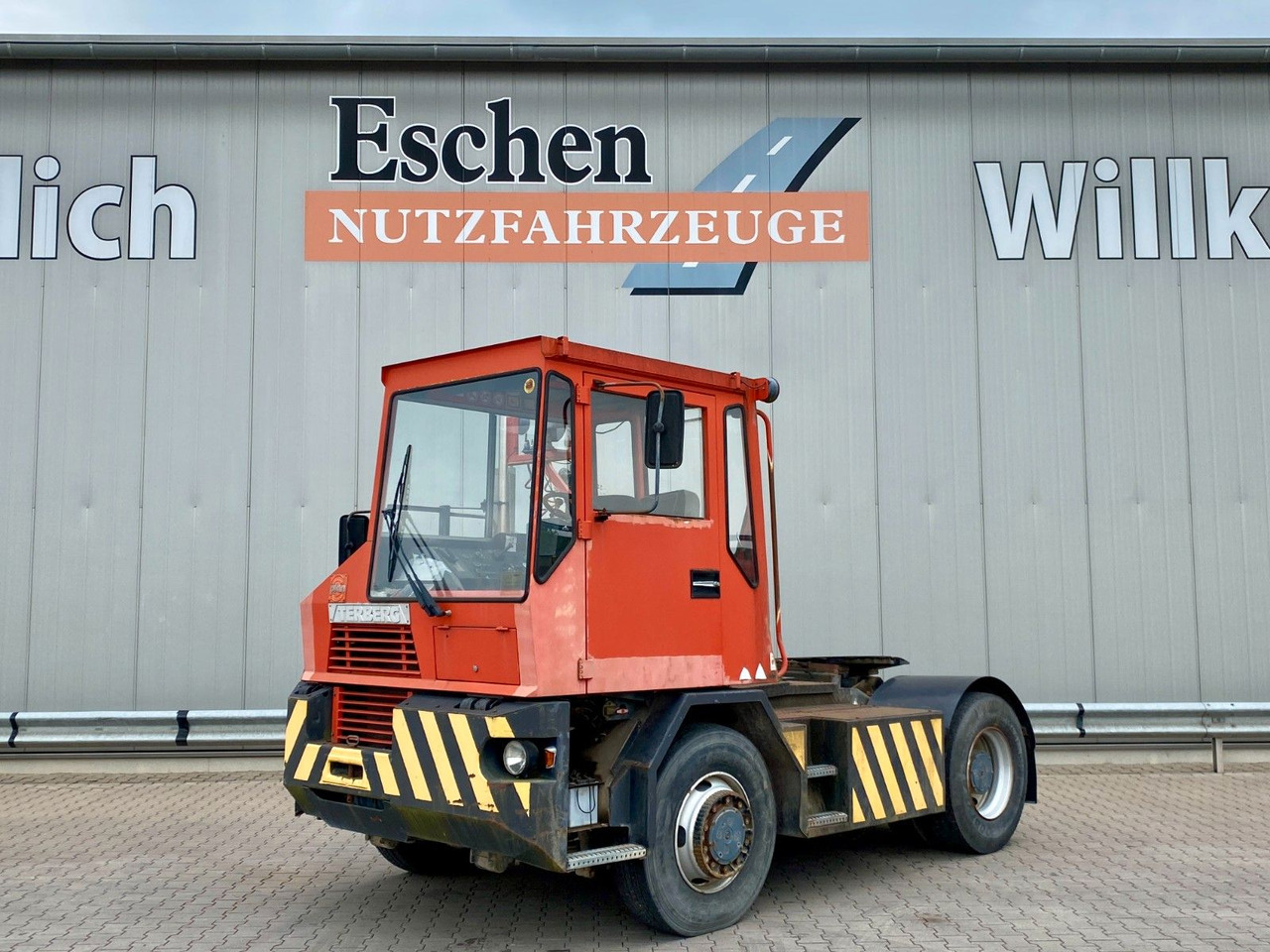 Terberg RT20 4x4 Rangierfahrzeug | Automatik - LKW: das Bild 1 Terberg RT20 4x4 Rangierfahrzeug | Automatik - LKW: das Bild 1