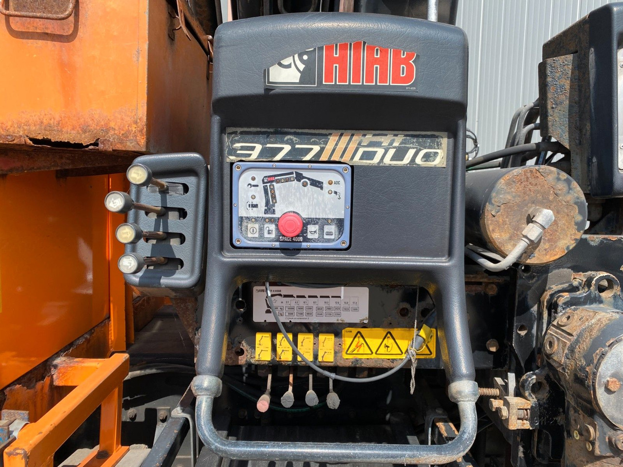 MAN TGA 26.480 6x4 | HIAB 377 EP-4*Funk*Retarder*AHK - Pritsche LKW, Autokran: das Bild 3 MAN TGA 26.480 6x4 | HIAB 377 EP-4*Funk*Retarder*AHK - Pritsche LKW, Autokran: das Bild 3