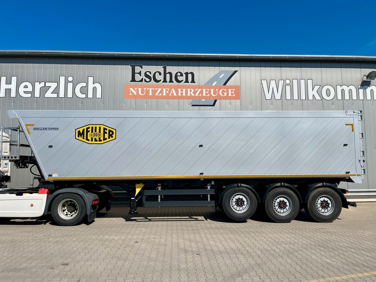 Meiller MHKA 45/3 Getreide 49m³ ALU*7mm Boden*Lift*Plane - Kipper Auflieger: das Bild 2 Meiller MHKA 45/3 Getreide 49m³ ALU*7mm Boden*Lift*Plane - Kipper Auflieger: das Bild 2