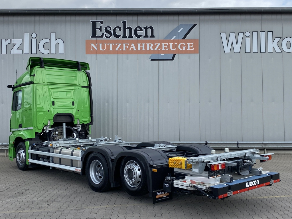 Mercedes-Benz 2542 LL 6x2 Actros 5 / BÄR-LBW - Containerwagen/ Wechselfahrgestell LKW: das Bild 3 Mercedes-Benz 2542 LL 6x2 Actros 5 / BÄR-LBW - Containerwagen/ Wechselfahrgestell LKW: das Bild 3
