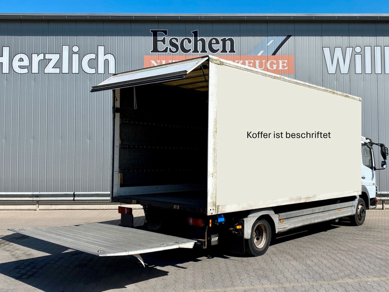 Mercedes-Benz 818 Atego | MBB LBW 1,00to.*3x Sitze*AHK*Teppich - Koffer Transporter: das Bild 5 Mercedes-Benz 818 Atego | MBB LBW 1,00to.*3x Sitze*AHK*Teppich - Koffer Transporter: das Bild 5