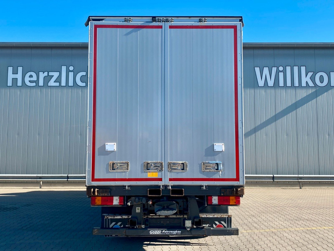 Mercedes-Benz Actros 2541| beidseitig Gardine*Edscha*AHK*Klima - Plane LKW: das Bild 4 Mercedes-Benz Actros 2541| beidseitig Gardine*Edscha*AHK*Klima - Plane LKW: das Bild 4