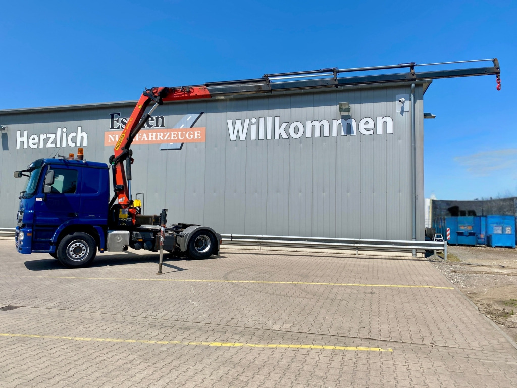 Mercedes-Benz 1841 LS, Actros MP3 / Palfinger PK 18502-SHC - Sattelzugmaschine: das Bild 2 Mercedes-Benz 1841 LS, Actros MP3 / Palfinger PK 18502-SHC - Sattelzugmaschine: das Bild 2