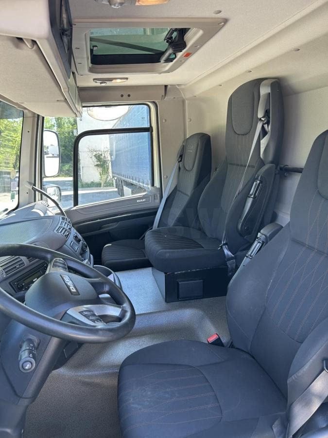 DAF CF 340 - Koffer LKW: das Bild 3 DAF CF 340 - Koffer LKW: das Bild 3