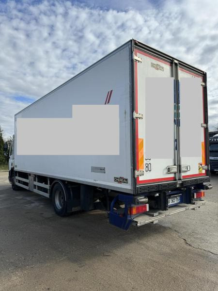 DAF CF75 - Kühlkoffer LKW: das Bild 3 DAF CF75 - Kühlkoffer LKW: das Bild 3