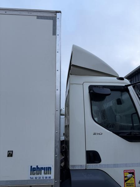 DAF LF 220 - Koffer LKW: das Bild 2 DAF LF 220 - Koffer LKW: das Bild 2