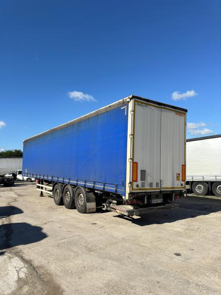 Fruehauf - Planenauflieger: das Bild 1 Fruehauf - Planenauflieger: das Bild 1