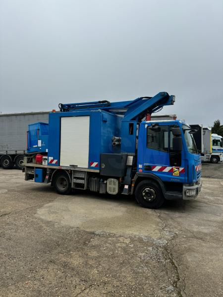 Iveco Eurocargo 100E19 - LKW mit Arbeitsbühne: das Bild 4 Iveco Eurocargo 100E19 - LKW mit Arbeitsbühne: das Bild 4