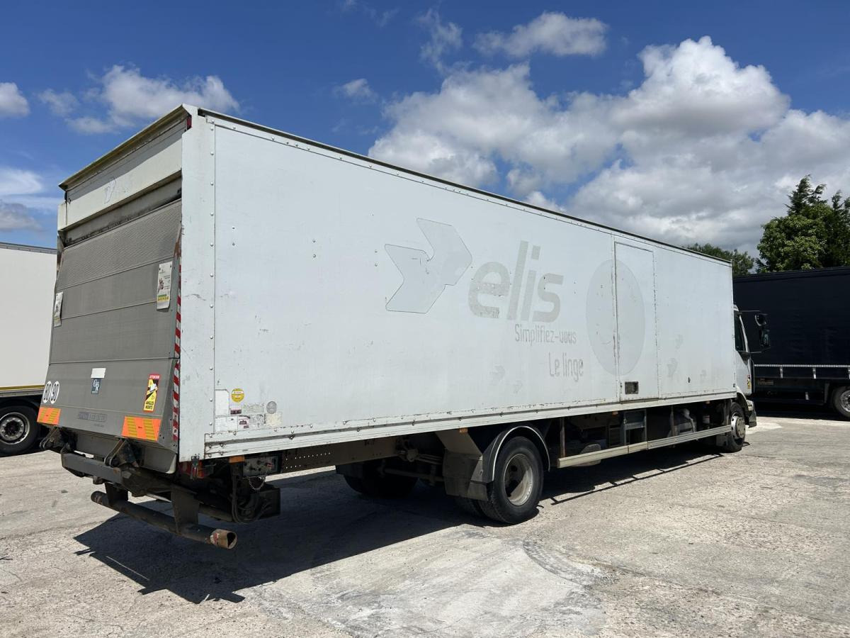 Renault Midlum 180 - Koffer LKW: das Bild 4 Renault Midlum 180 - Koffer LKW: das Bild 4