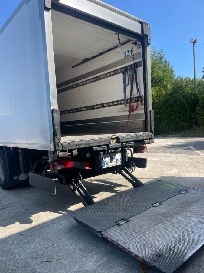 Scania R 320 - Kühlkoffer LKW: das Bild 5 Scania R 320 - Kühlkoffer LKW: das Bild 5