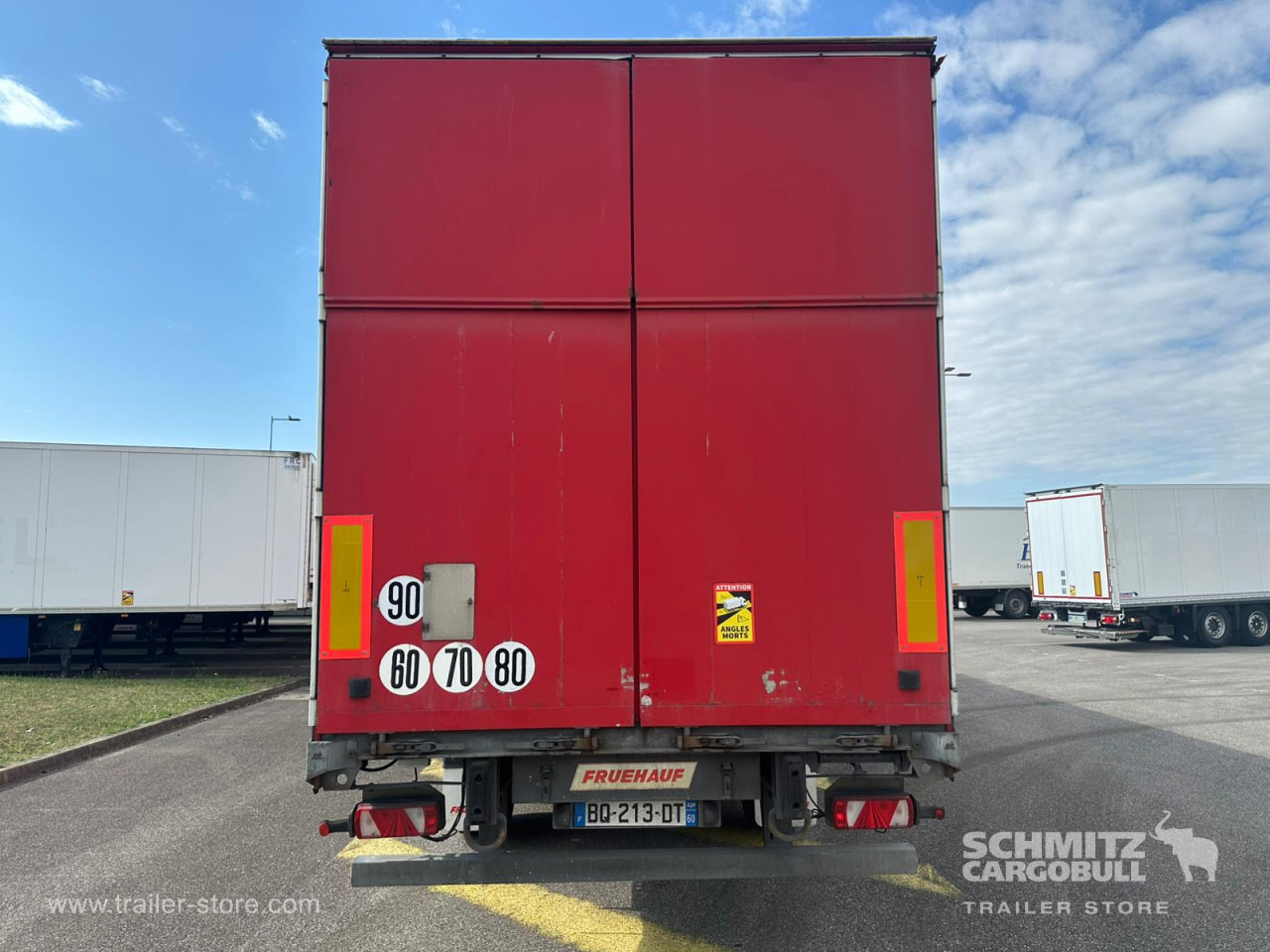 FRUEHAUF Curtainsider Standard - Planenauflieger: das Bild 2 FRUEHAUF Curtainsider Standard - Planenauflieger: das Bild 2