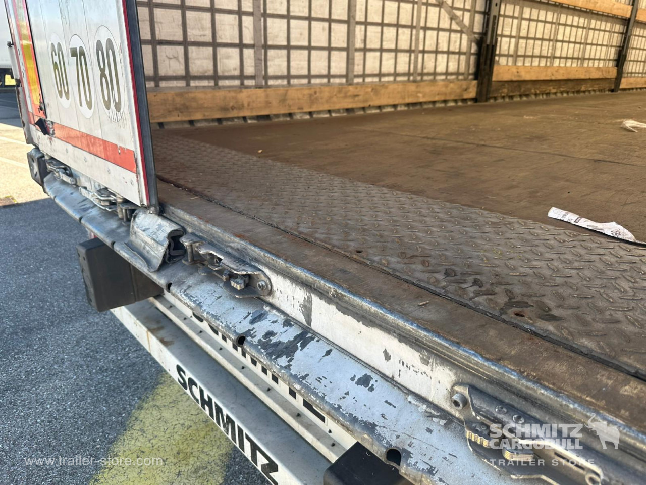 SCHMITZ Curtainsider Standard - Planenauflieger: das Bild 5 SCHMITZ Curtainsider Standard - Planenauflieger: das Bild 5