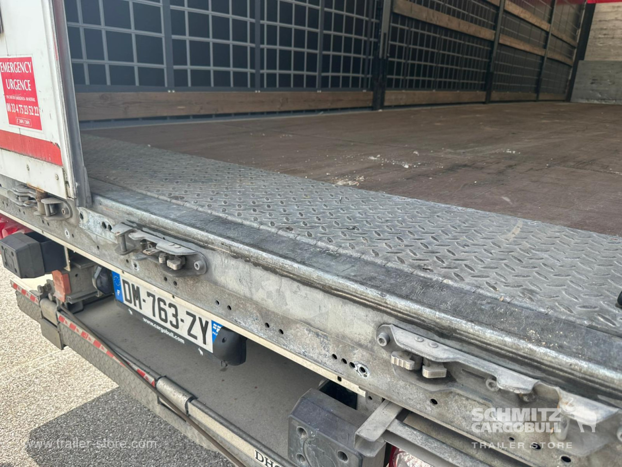 SCHMITZ Curtainsider Standard - Planenauflieger: das Bild 4 SCHMITZ Curtainsider Standard - Planenauflieger: das Bild 4