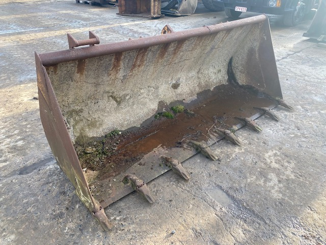 Case 580 - Ladeschaufel: das Bild 2 Case 580 - Ladeschaufel: das Bild 2