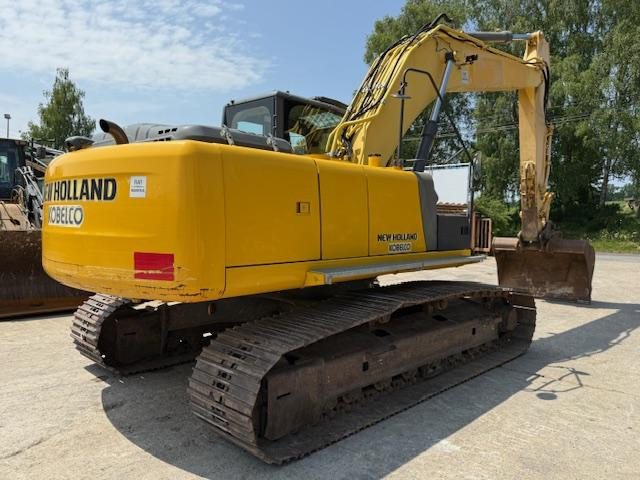 New Holland Kobelco E 215 C - Kettenbagger: das Bild 3 New Holland Kobelco E 215 C - Kettenbagger: das Bild 3