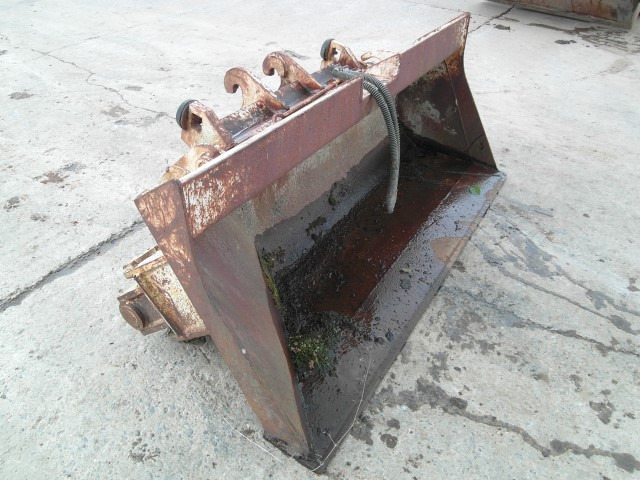 Seitenkippschaufel - Ladeschaufel: das Bild 2 Seitenkippschaufel - Ladeschaufel: das Bild 2