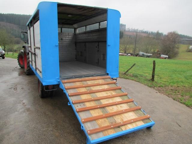 Viehtransporter - Tiertransporter Anhänger: das Bild 5 Viehtransporter - Tiertransporter Anhänger: das Bild 5