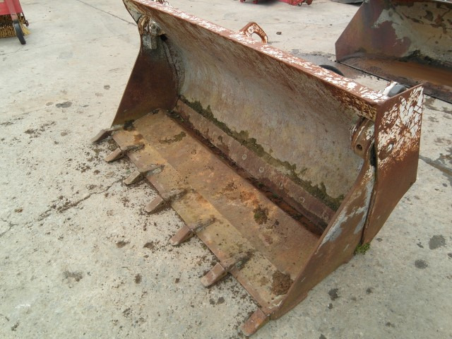 Volvo L 30 - Ladeschaufel: das Bild 1 Volvo L 30 - Ladeschaufel: das Bild 1