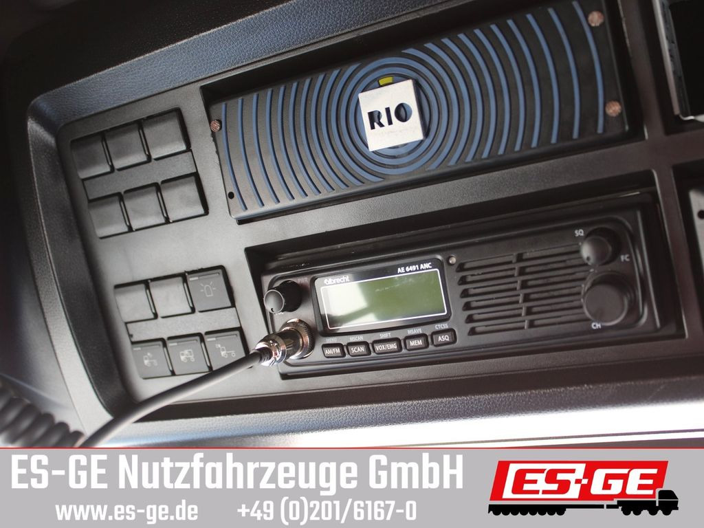 Sattelzugmaschine MAN TGX 18.480 4x2 LL SA LOWLINER: das Bild 9
