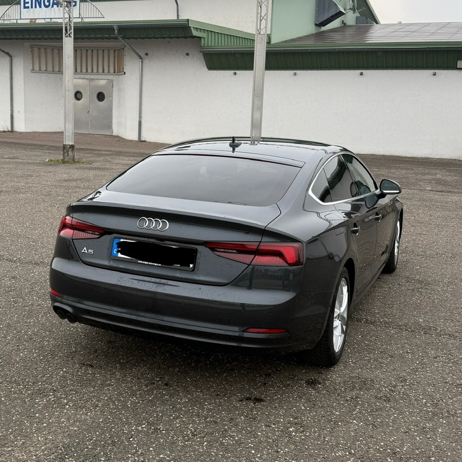 AUDI A5 Sportback TÜV bis Okt. 2027 - Kombi: das Bild 3 AUDI A5 Sportback TÜV bis Okt. 2027 - Kombi: das Bild 3