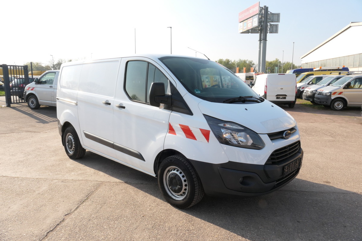 FORD Transit Custom 290 2.0 TDCi KLIMA TEMPOMAT AHK W - Kleintransporter: das Bild 3 FORD Transit Custom 290 2.0 TDCi KLIMA TEMPOMAT AHK W - Kleintransporter: das Bild 3