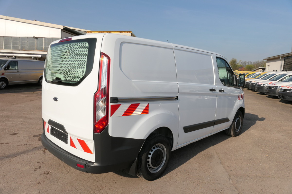 FORD Transit Custom 290 2.0 TDCi KLIMA TEMPOMAT AHK W - Kleintransporter: das Bild 4 FORD Transit Custom 290 2.0 TDCi KLIMA TEMPOMAT AHK W - Kleintransporter: das Bild 4