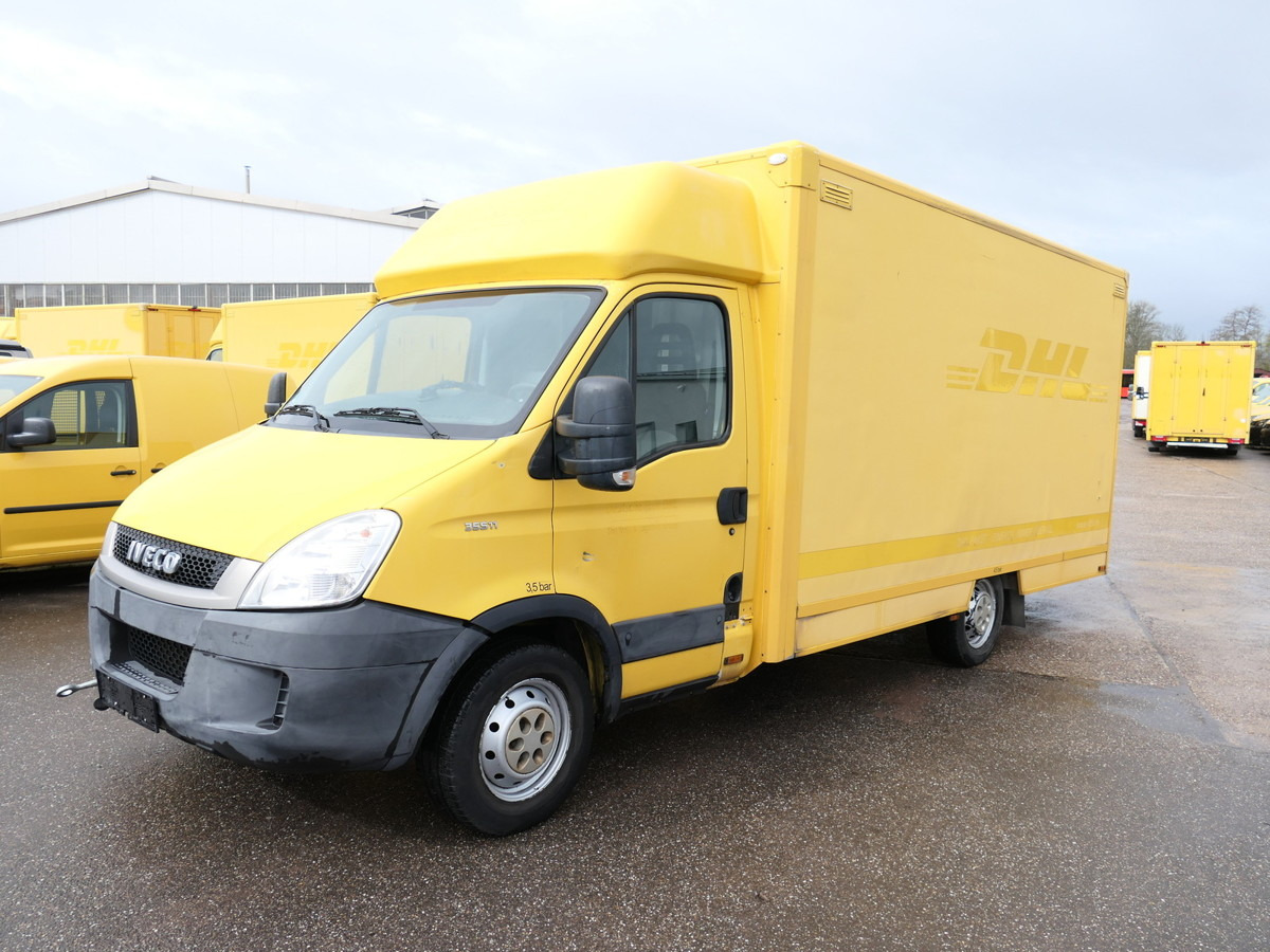 IVECO Daily 35 S11 C30C AUTOMATIK KAMERA MAXI Regale D - Koffer Transporter: das Bild 3 IVECO Daily 35 S11 C30C AUTOMATIK KAMERA MAXI Regale D - Koffer Transporter: das Bild 3