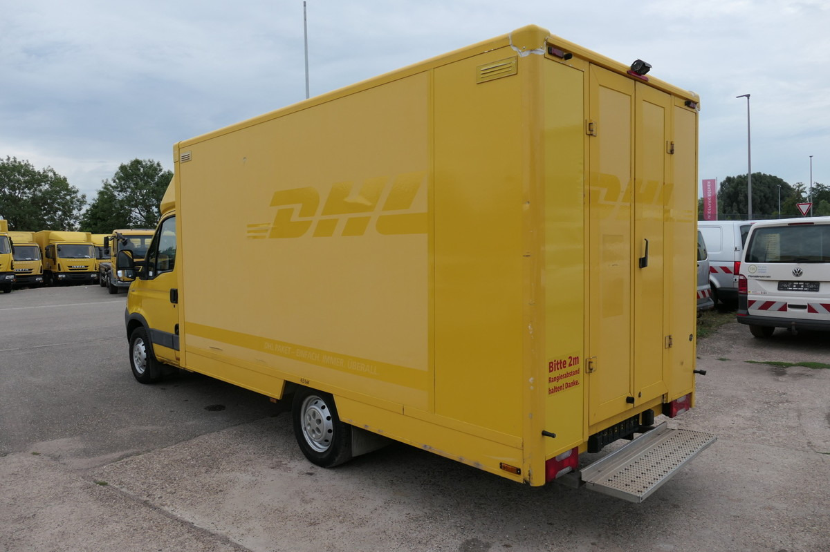 IVECO Daily 35 S11 C30C AUTOMATIK KAMERA MAXI Regale D - Koffer Transporter: das Bild 4 IVECO Daily 35 S11 C30C AUTOMATIK KAMERA MAXI Regale D - Koffer Transporter: das Bild 4