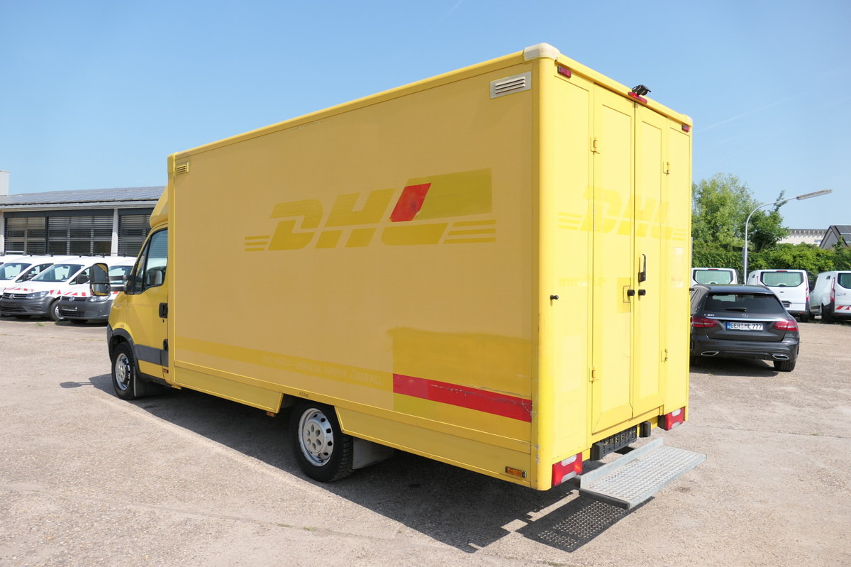 IVECO Daily 35 S11 C30C AUTOMATIK KAMERA MAXI Regale L - Koffer Transporter: das Bild 3 IVECO Daily 35 S11 C30C AUTOMATIK KAMERA MAXI Regale L - Koffer Transporter: das Bild 3