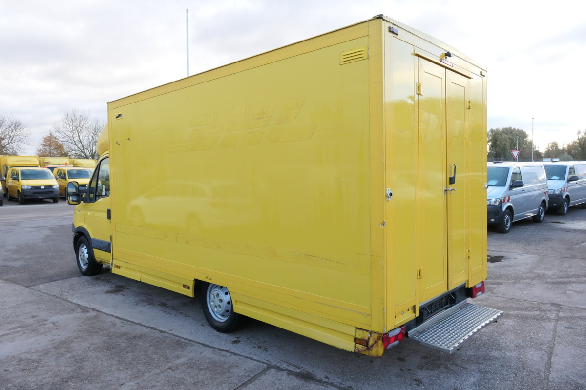 IVECO Daily 35 S11 C30C AUTOMATIK KAMERA Regale LUFT D - Koffer Transporter: das Bild 4 IVECO Daily 35 S11 C30C AUTOMATIK KAMERA Regale LUFT D - Koffer Transporter: das Bild 4