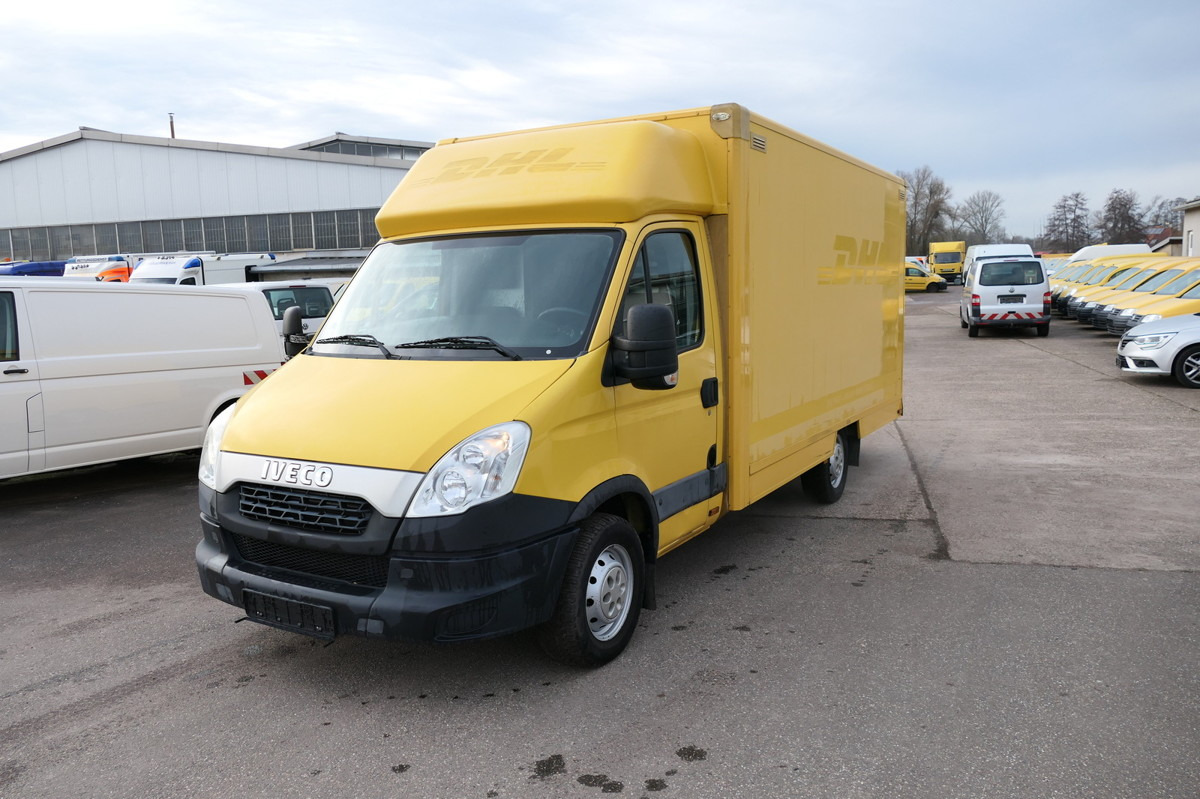 IVECO Daily 35 S11 C30C AUTOMATIK KAMERA Regale LUFT D - Koffer Transporter: das Bild 1 IVECO Daily 35 S11 C30C AUTOMATIK KAMERA Regale LUFT D - Koffer Transporter: das Bild 1