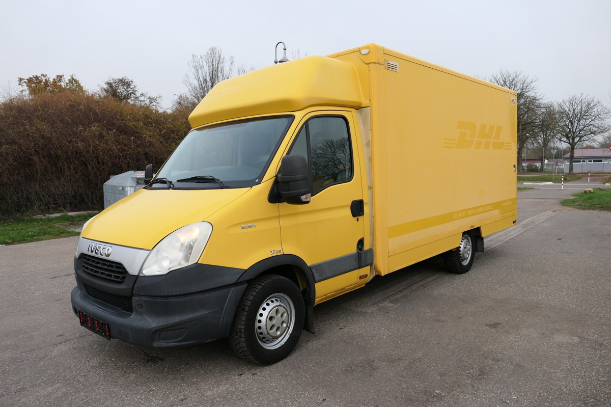 IVECO Daily 35 S11 C30C AUTOMATIK KAMERA Regale LUFT D - Koffer Transporter: das Bild 1 IVECO Daily 35 S11 C30C AUTOMATIK KAMERA Regale LUFT D - Koffer Transporter: das Bild 1
