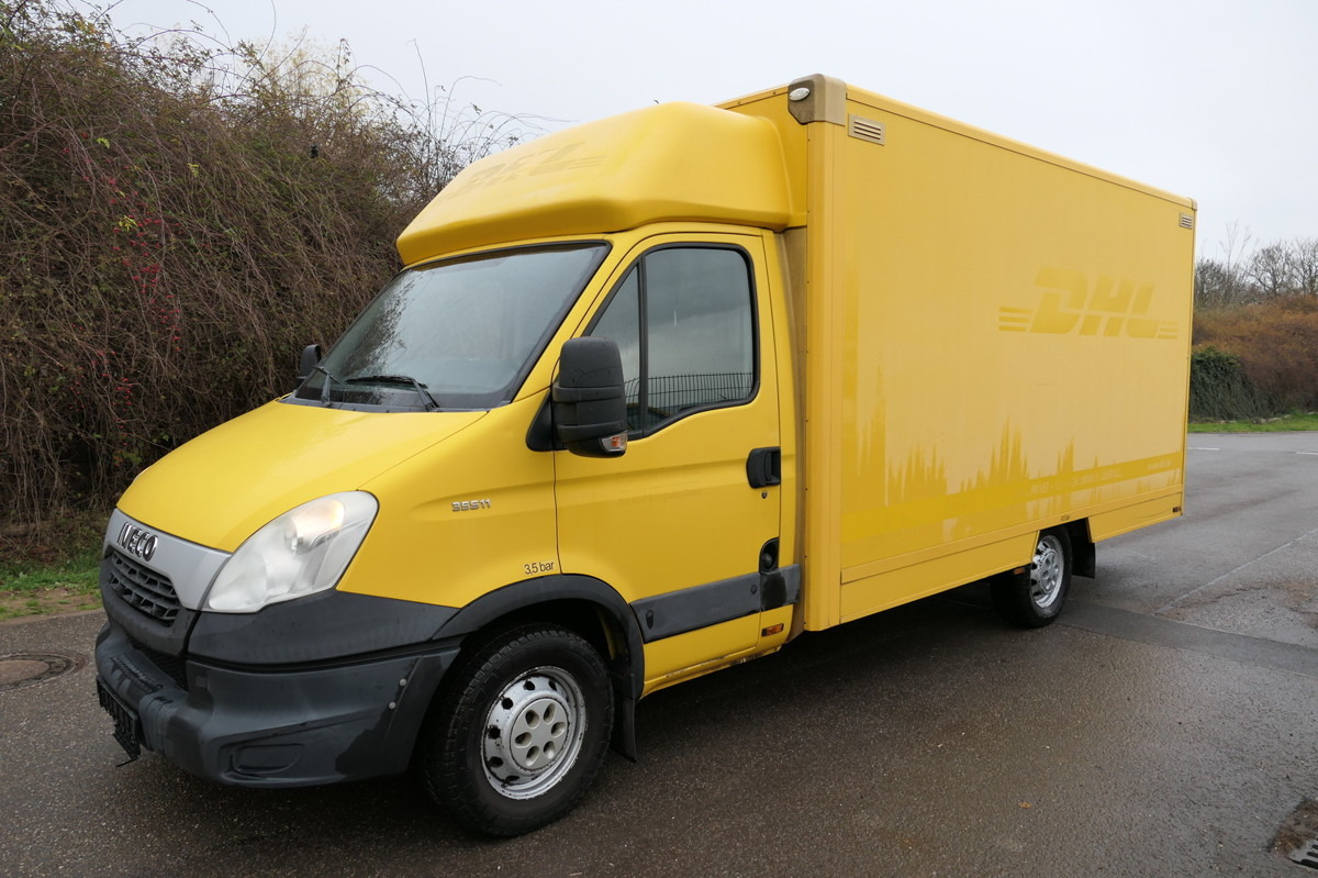 IVECO Daily 35 S11 C30C AUTOMATIK KAMERA Regale LUFT D - Koffer Transporter: das Bild 1 IVECO Daily 35 S11 C30C AUTOMATIK KAMERA Regale LUFT D - Koffer Transporter: das Bild 1