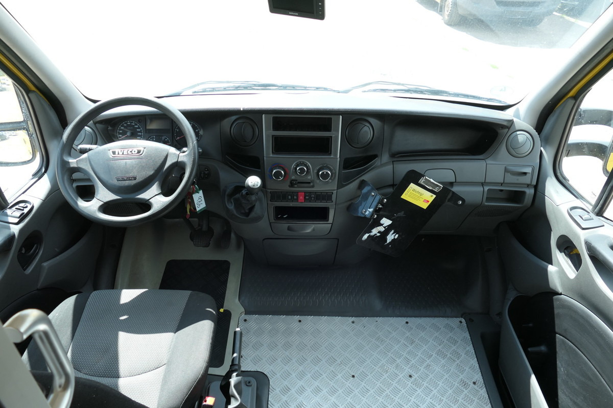 Koffer Transporter IVECO Daily 35 S11 C30C AUTOMATIK KAMERA Regale LUFT D: das Bild 9