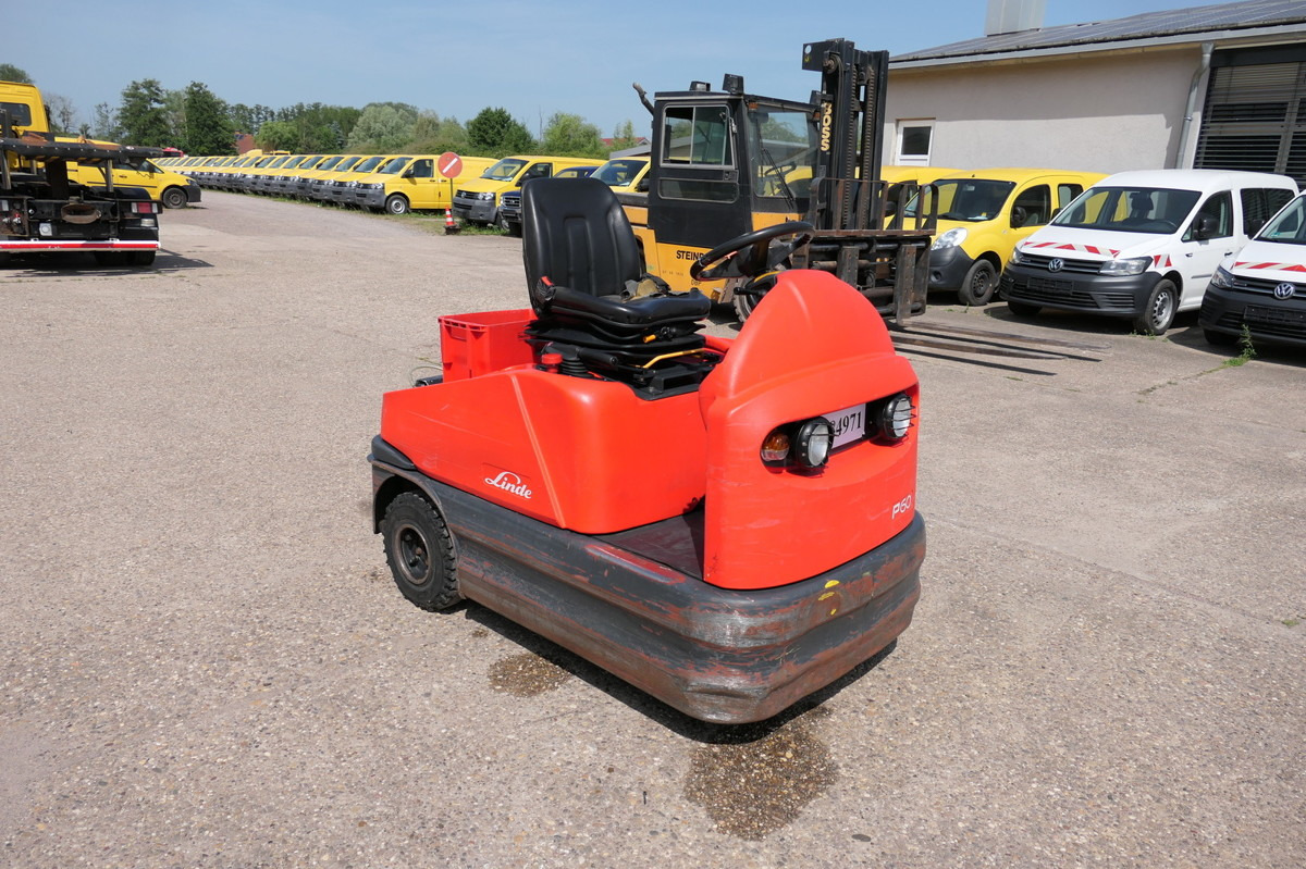 LINDE P 60 Z Schlepper Batterie 38/2019 - Schleppfahrzeug: das Bild 1 LINDE P 60 Z Schlepper Batterie 38/2019 - Schleppfahrzeug: das Bild 1