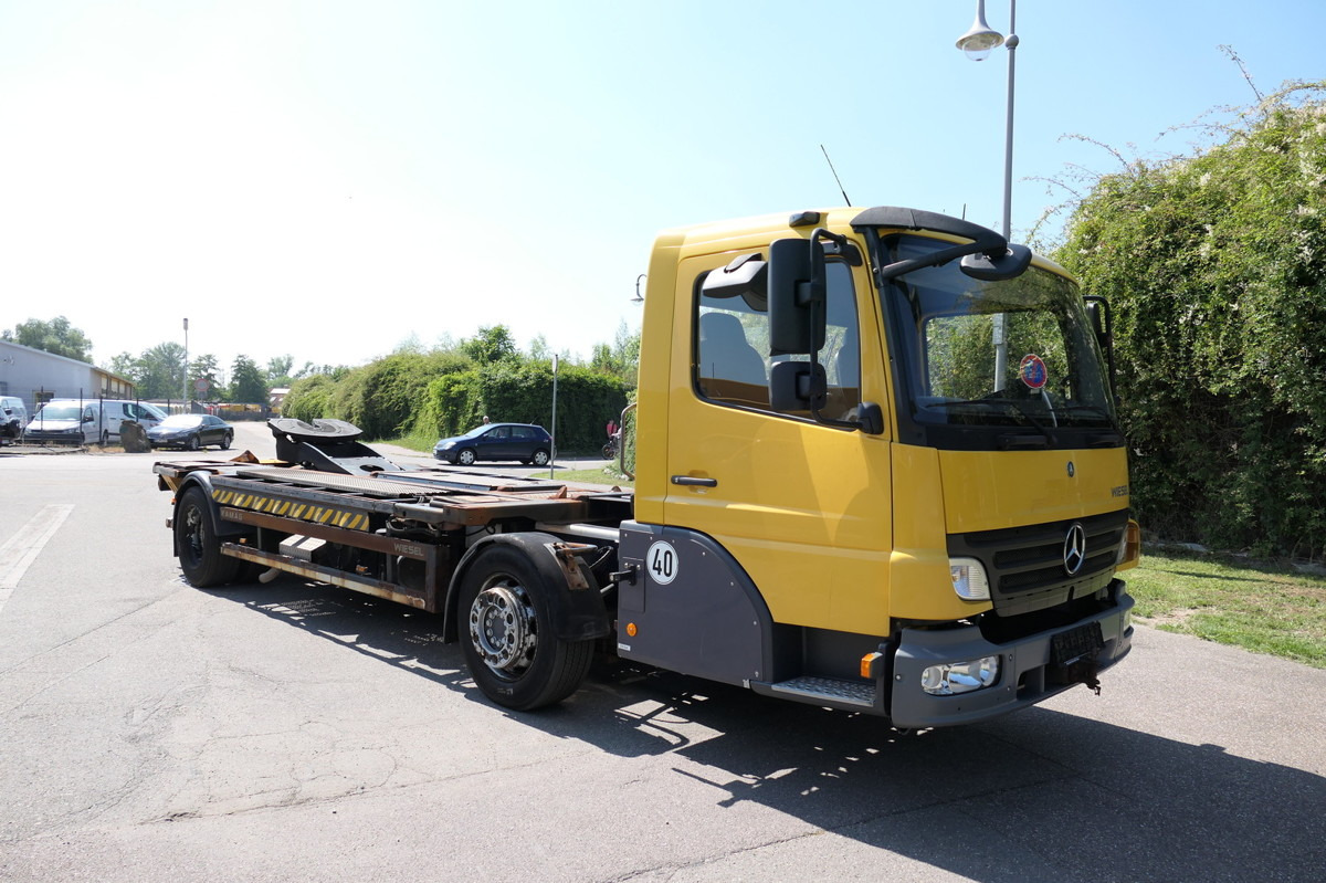 MERCEDES-BENZ KAMAG WBH 25 Wiesel Sattelkupplung Umsetzfahrz. - Containerwagen/ Wechselfahrgestell LKW: das Bild 4 MERCEDES-BENZ KAMAG WBH 25 Wiesel Sattelkupplung Umsetzfahrz. - Containerwagen/ Wechselfahrgestell LKW: das Bild 4