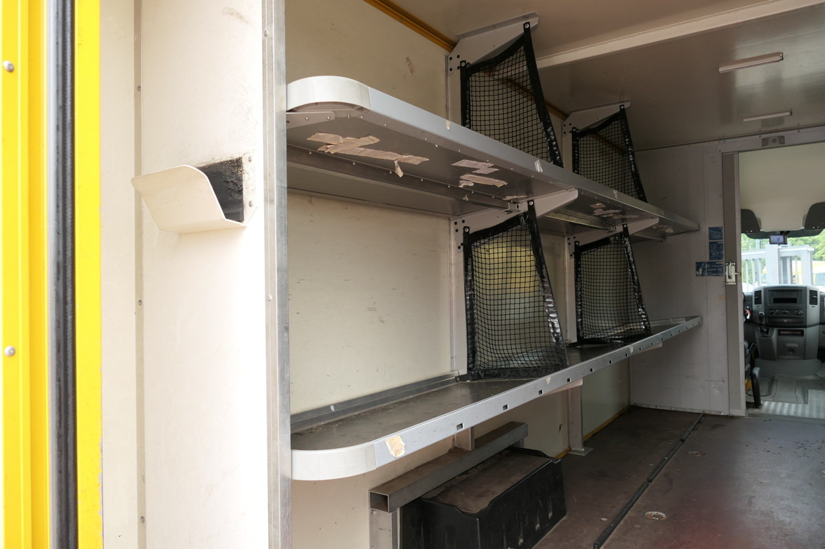 Koffer Transporter MERCEDES-BENZ SPRINTER 310 CDI MAXI EURO-5 KOFFER REGALE KAMER: das Bild 6